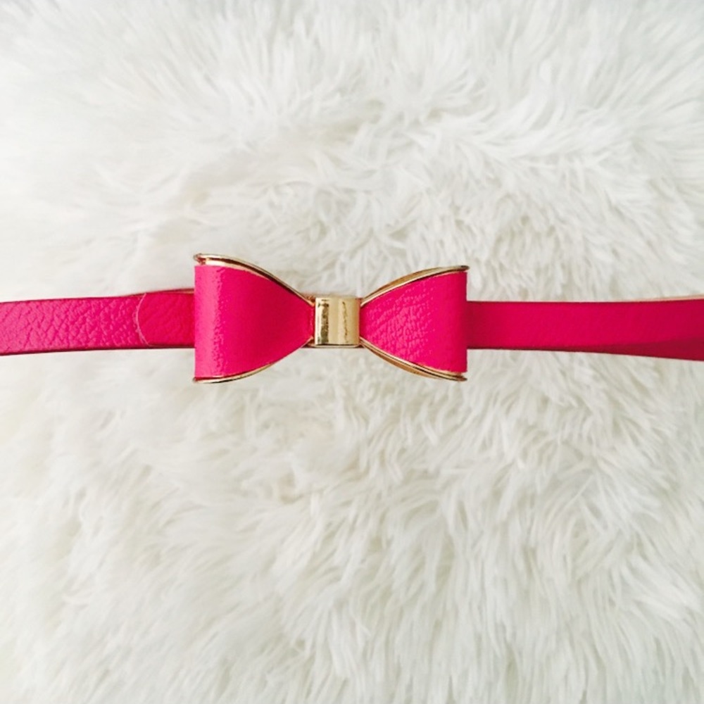 🎀Skinny Pink Bow Belt with Gold Trim🎀